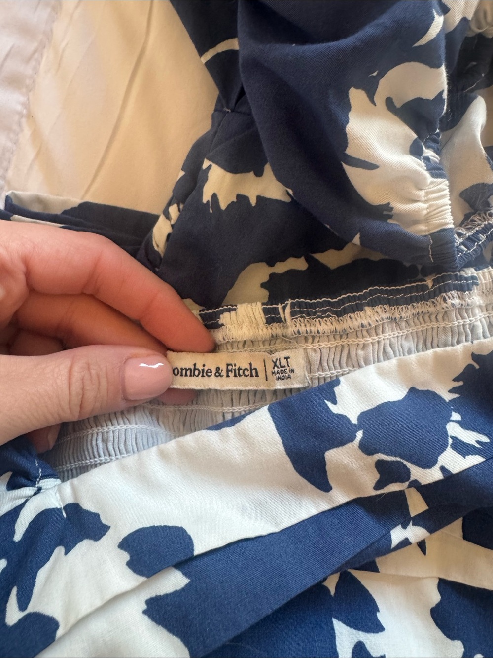 NWOT A&F Emerson Puff Sleeve Midi Dress - Tall length - Picture 5 of 5